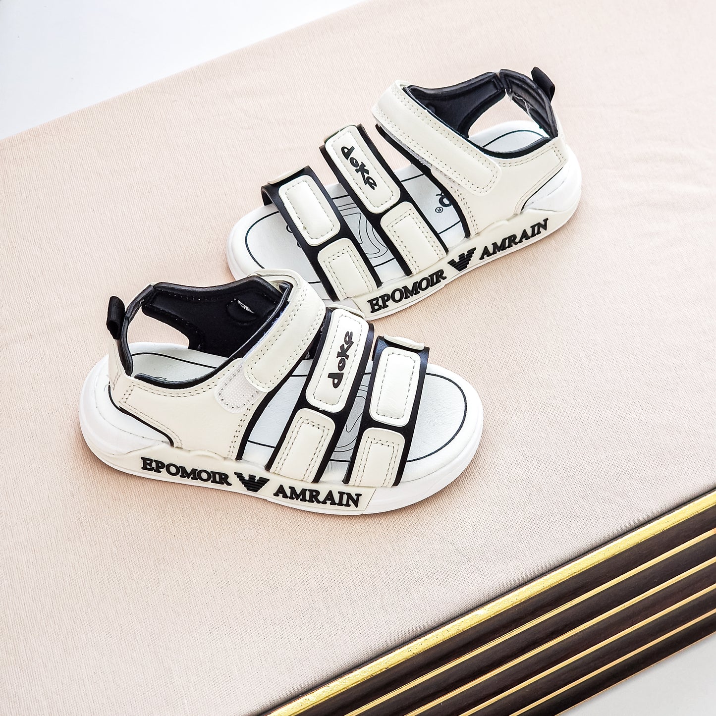 Sandales confortables pour enfants pour l'été : légères, durables et tendance