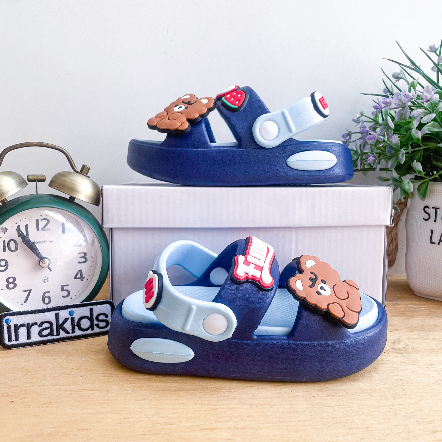 Lightweight Kids’ Summer Sandals – Non-Slip, Colorful & Comfortable