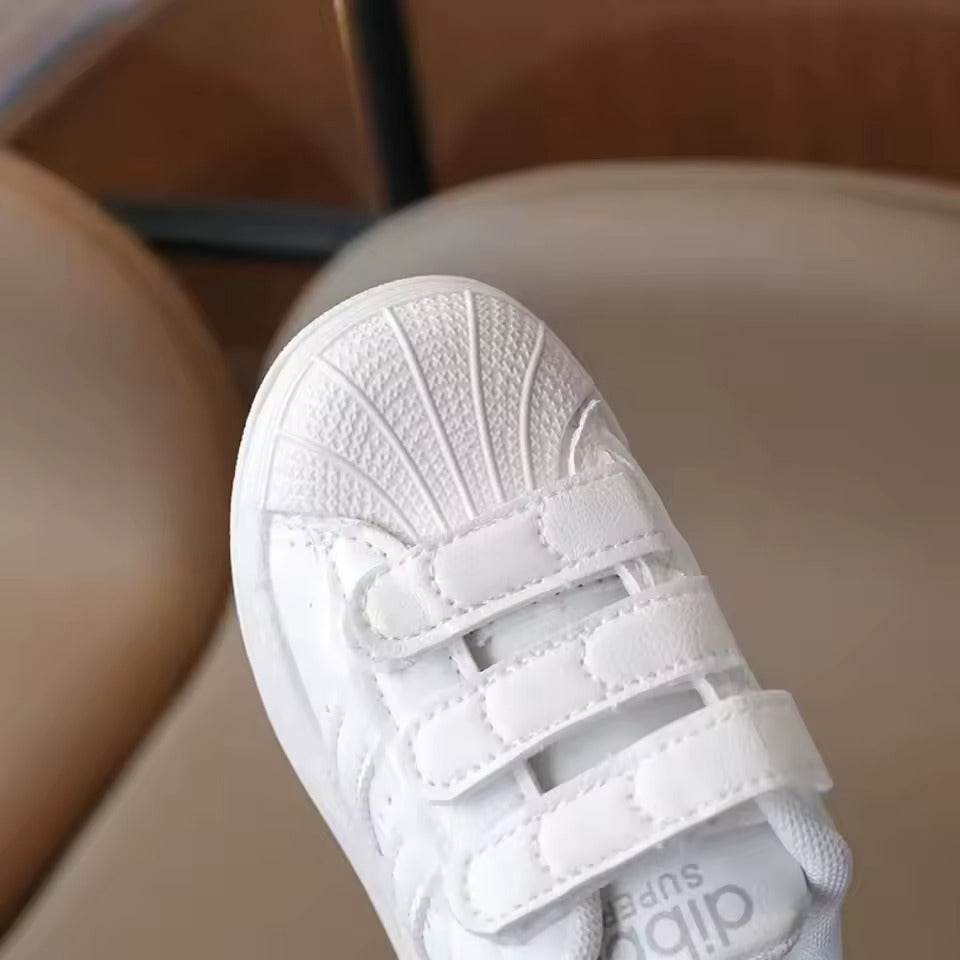 Stylish and comfortable children's shoes with a modern, non-slip design for an attractive look - IRRAKIDS