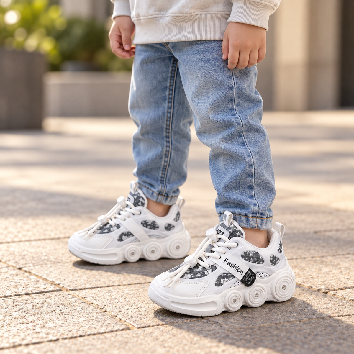Kids’ Trendy Chunky Sneakers with Patterned Panels, Adjustable Lace-Up Fastening and Bold Circular Sole Details – Stylish Everyday Shoes for Boys and Girls