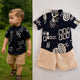 Ensemble d'été pour garçon – T-shirt noir et short beige | Cool et confortable