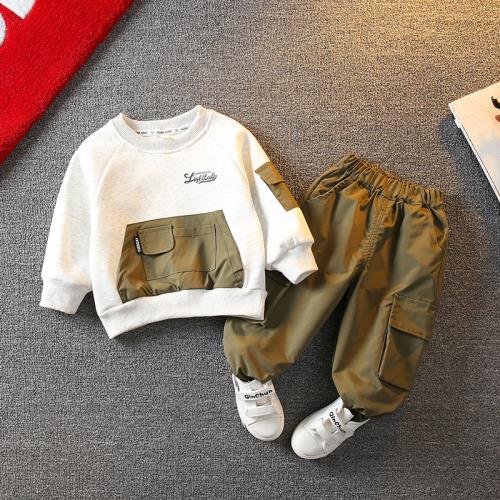 Stylish boys' set with elegent print - comfort and elegance for every day!