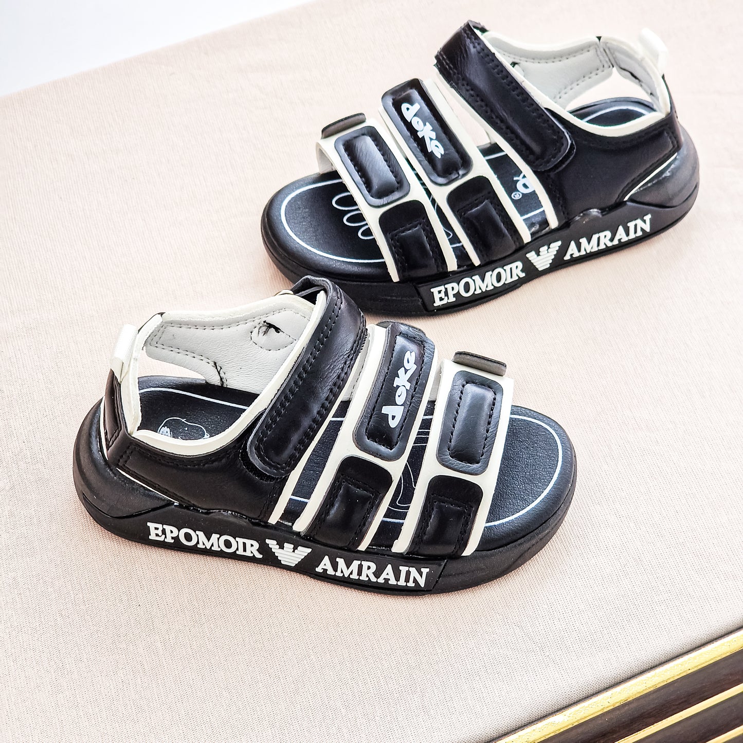 Sandales confortables pour enfants pour l'été : légères, durables et tendance