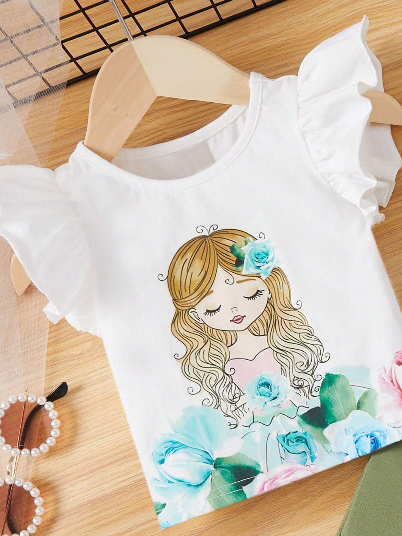 Ensemble Adorable pour Bébés Filles : Blouse à Manches Courtes et Capuche, Avec Ceinture et Short 