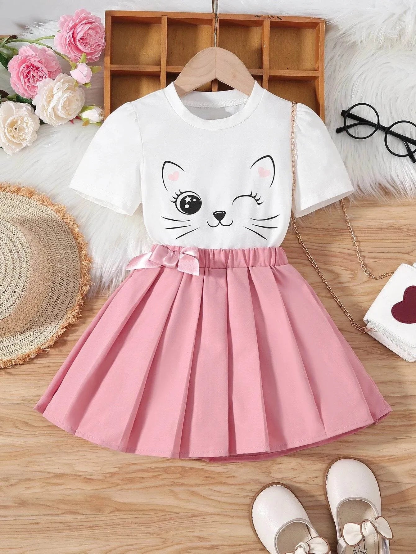 Young Girl's Cartoon Graphic T-shirt & Pleated Skirt