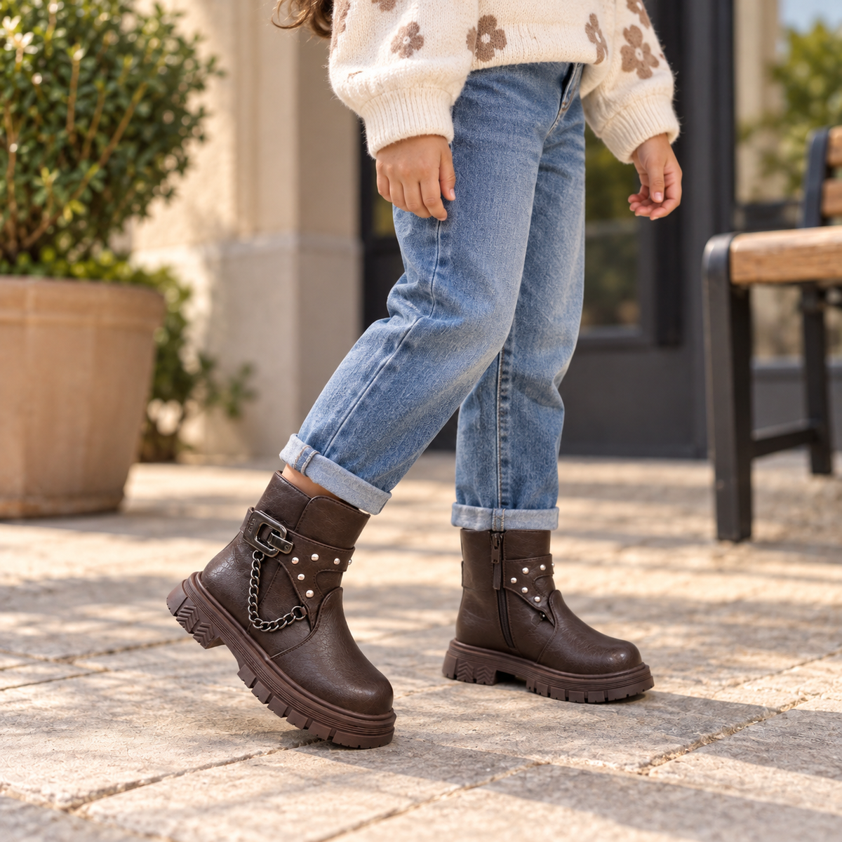 Bottes cheville à boucle et à chaîne pour filles
