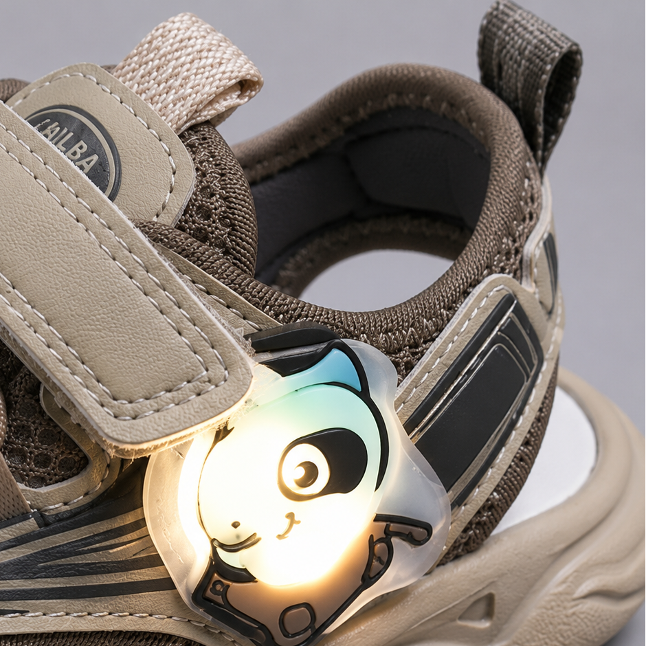 Sandales de sport pour enfants avec lumières LED – Chaussures d'été respirantes antidérapantes