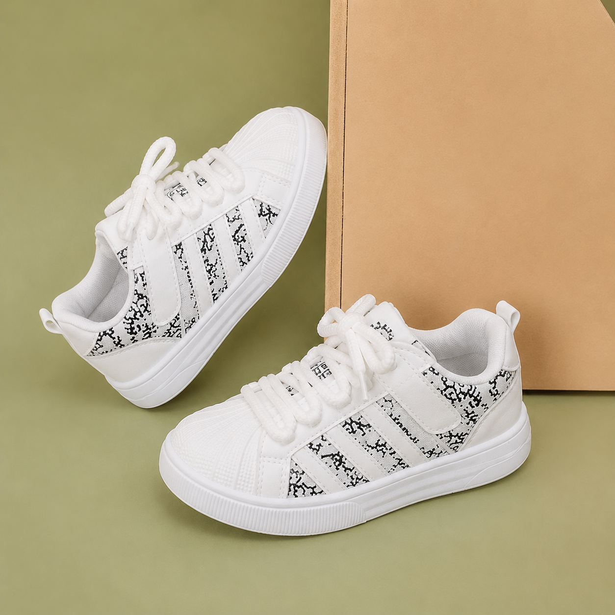 Kids Fashion Casual Sneakers – Lightweight, Comfortable & Stylish Everyday Shoes for Boys & Girls
