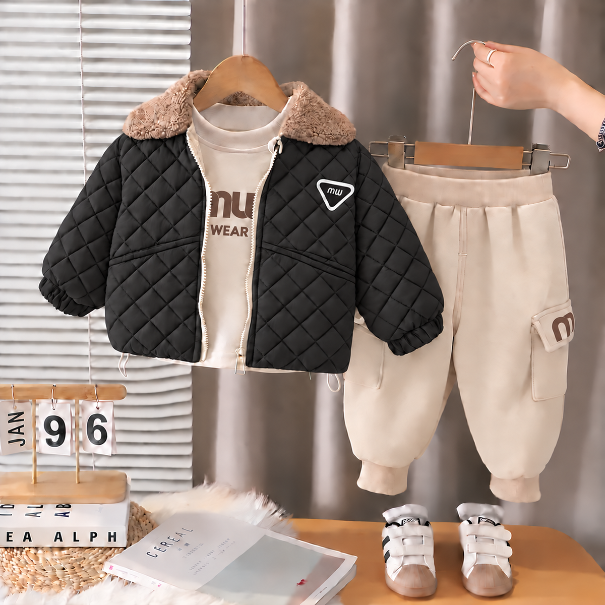 Ensemble 3 pièces pour enfants avec veste matelassée – Élégant pour les journées fraîches