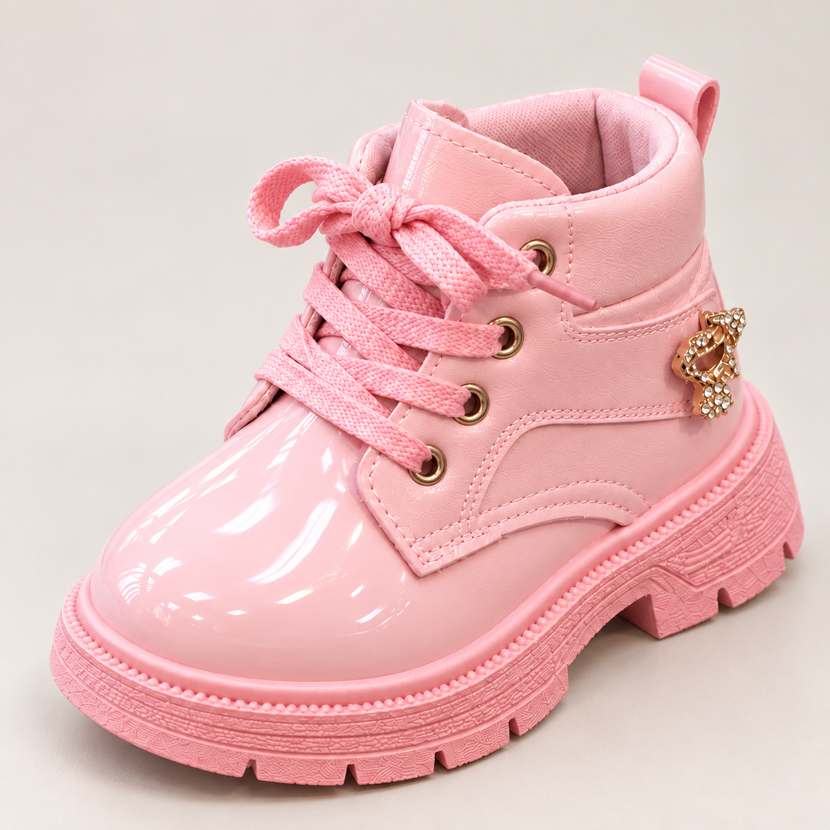Bottines à lacets vernies pour fille – Élégantes, confortables et parfaites au quotidien