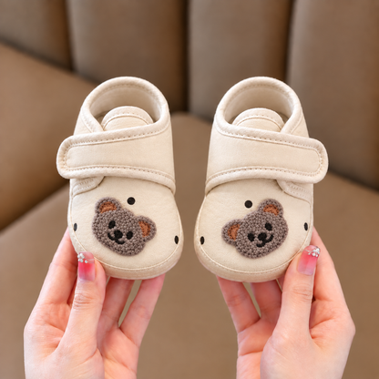 Chaussures pour enfants Cozy Bear – Douces, mignonnes et confortables pour les petits pieds