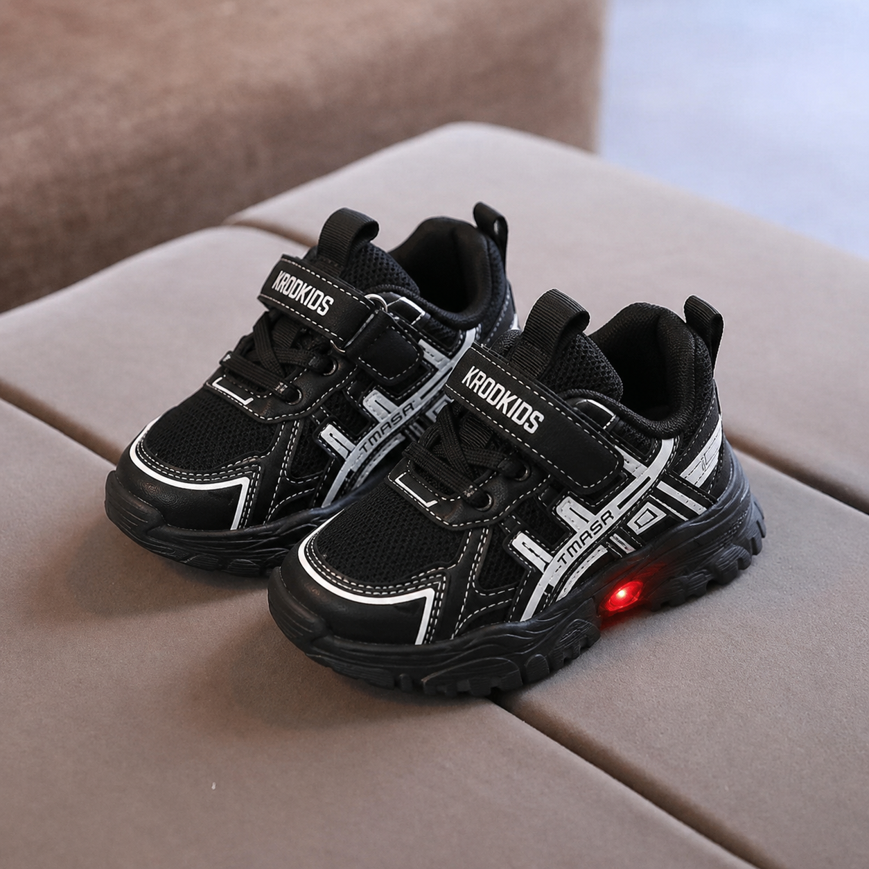 Baskets lumineuses à LED pour enfants – Chaussures légères et respirantes avec fermeture Velcro et semelle antidérapante
