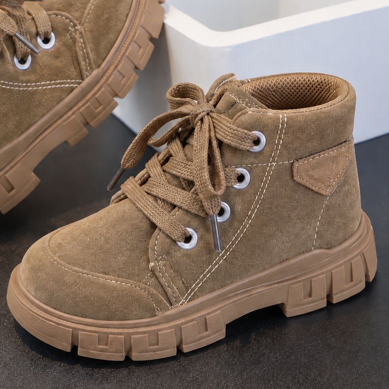 Bottines à lacets pour enfants — Un style quotidien dans des coloris classiques