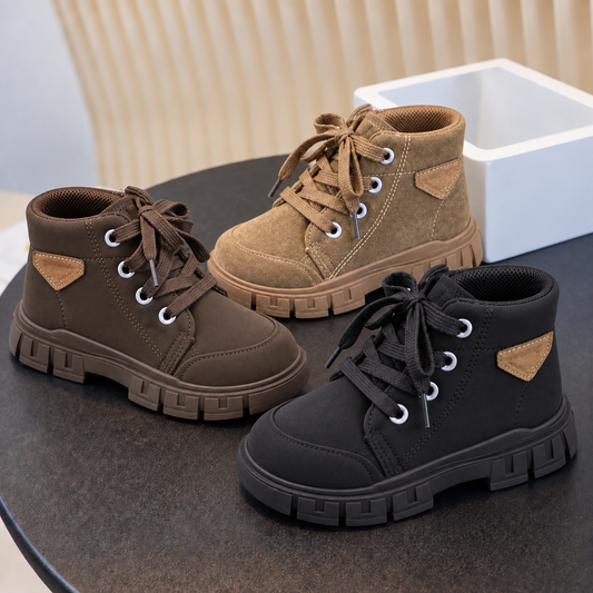 Bottines à lacets pour enfants — Un style quotidien dans des coloris classiques