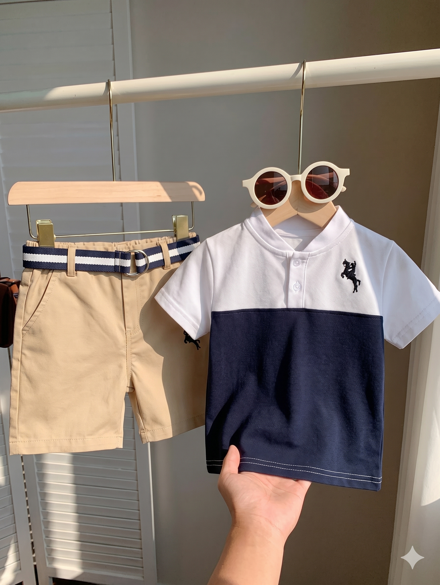 Ensemble élégant d'équitation deux pièces brodé pour garçon, pour le printemps et l'été, « sans ceinture »