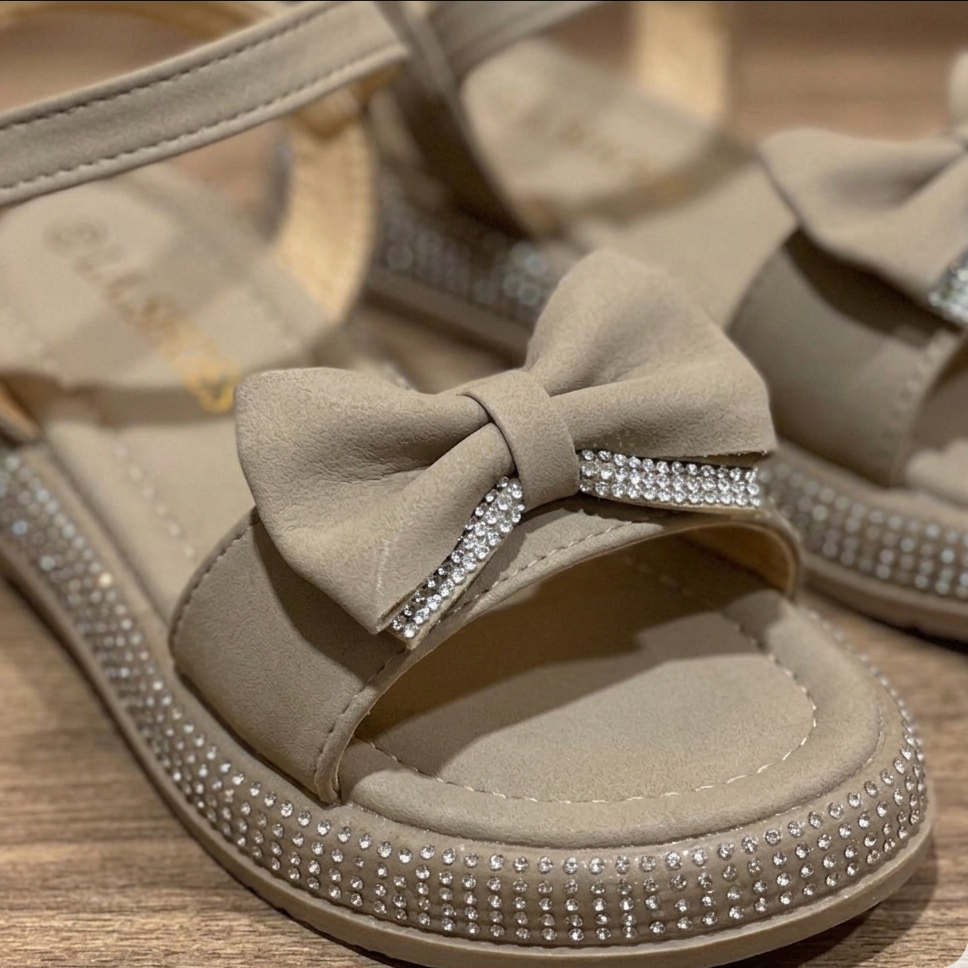 Sandales pour filles avec joli nœud