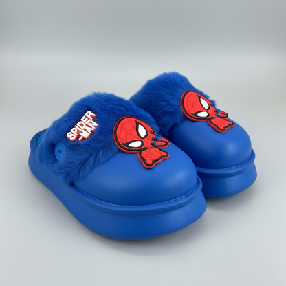 Boys' Spider-Man slippers: plush-lined warmth, closed-toe