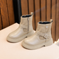 Bottines à boucle pour fille — Une touche élégante pour chaque tenue