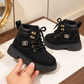 Bottines à lacets pour enfant avec cols rembourrés, semelles épaisses et style outdoor classique – Disponibles en noir, camel et taupe