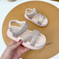 Sandales pour filles à la mode, élégantes et confortables.