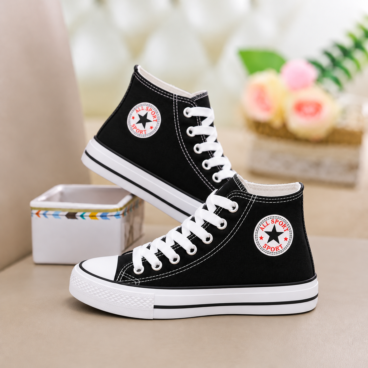 Kids’ Classic High-Top Lace-Up Sneakers in Black and White with Star Patch Details, Contrast Trim, and Timeless Everyday Style for Boys and Girls
