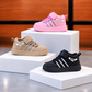 Baskets montantes sportives pour enfant avec bride de cheville réglable, col rembourré et élégants détails à rayures – Chaussures de tous les jours en noir, rose et beige