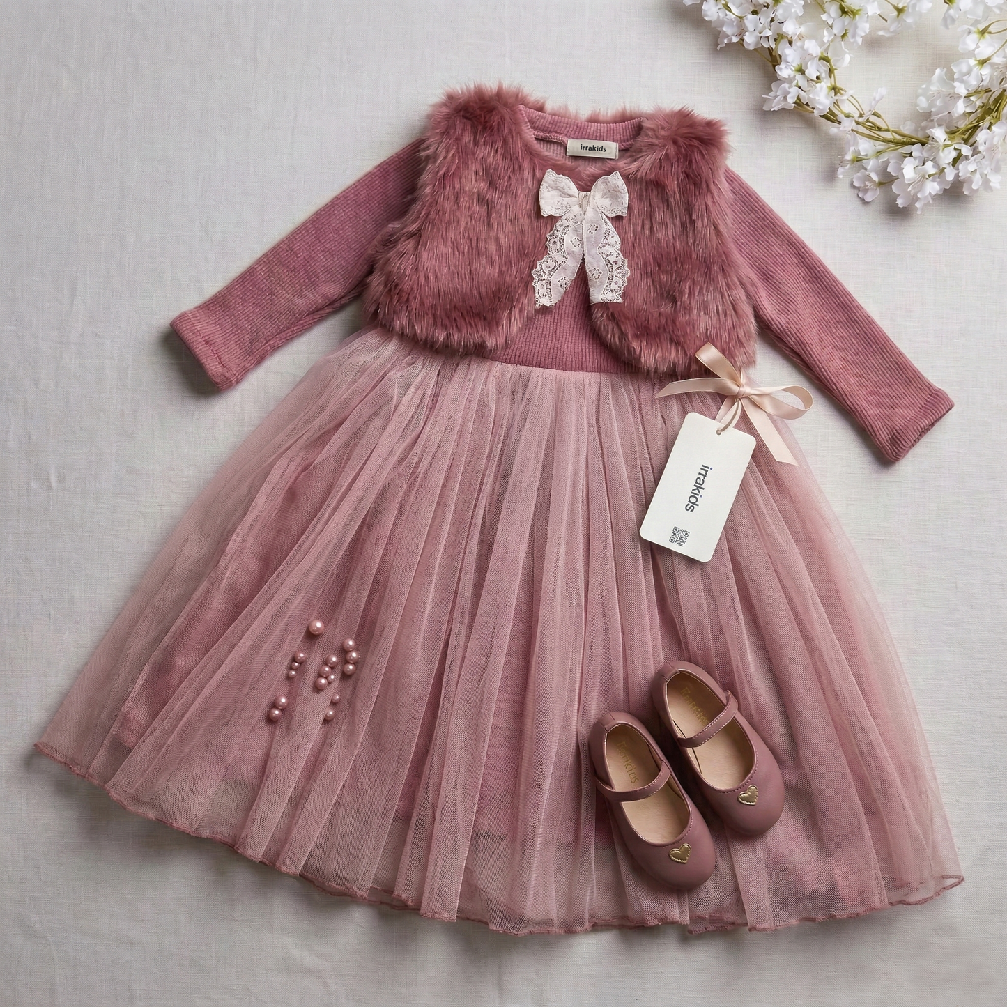 Ensemble 2 pièces pour fille : robe en tulle rose poudré enchanté et gilet en fausse fourrure