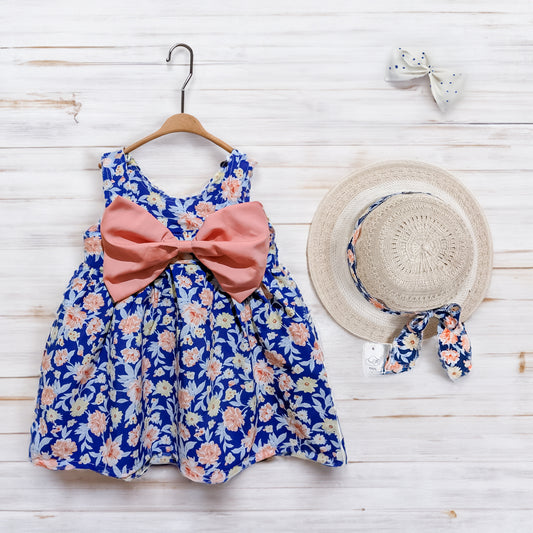 Floral Dreams : Ensemble robe sans manches et chapeau - Bleu avec fleurs roses