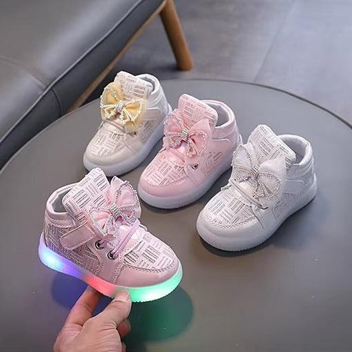 Chaussures lumineuses pour enfants, bottes hautes à semelle lumineuse pour filles, baskets LED pour enfants et filles, nouvelle collection de princesse avec nœud papillon