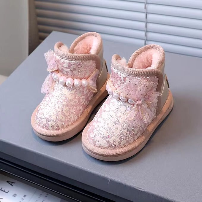 Chaussures élégantes pour filles avec un nœud en perles brillantes