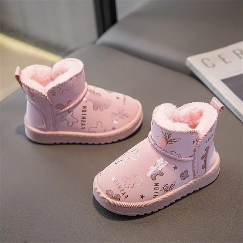 Bottes adorables pour enfants – Design de dessin animé en peluche, chaudes et confortables pour les filles.