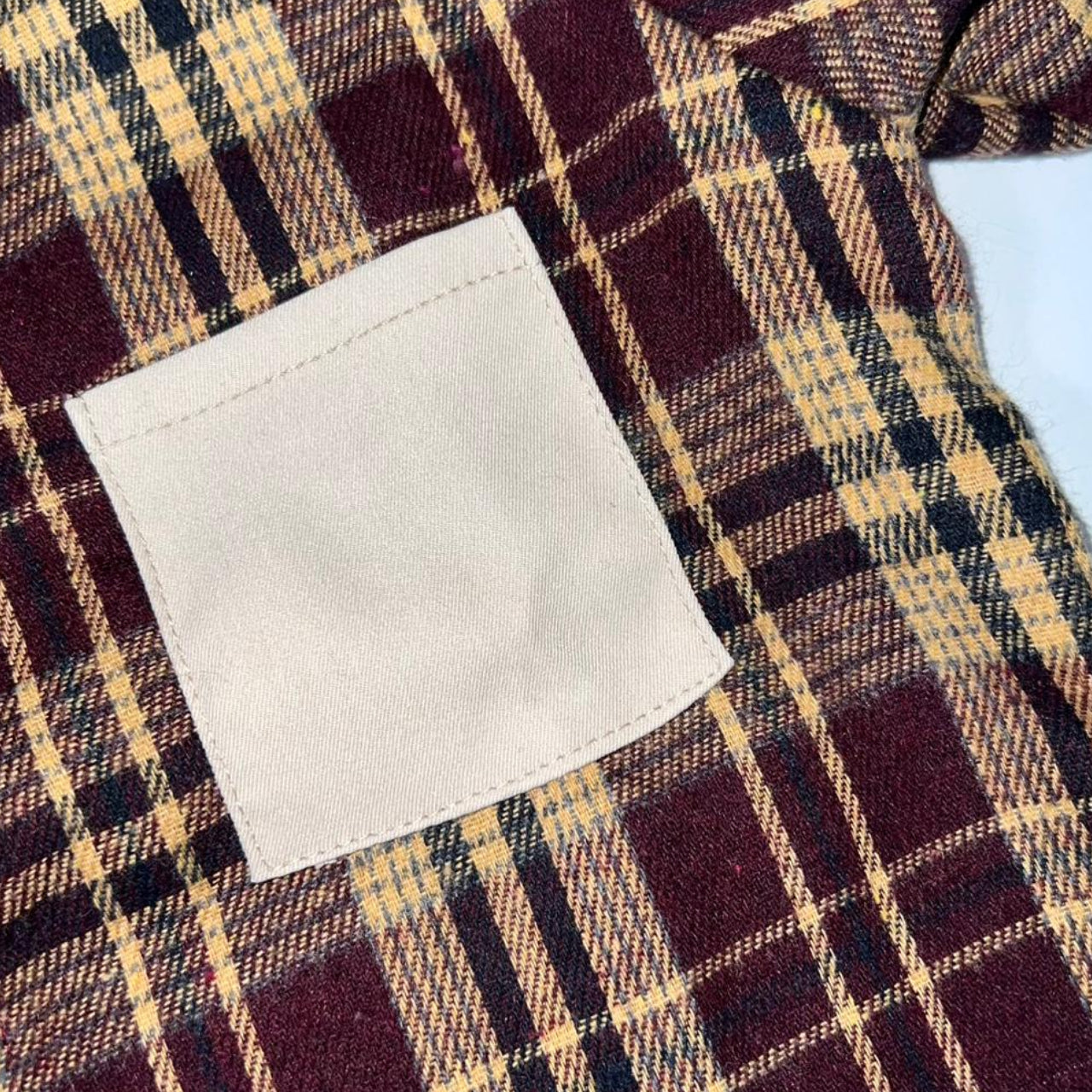 Boys 2-Piece Summer Outfit – Plaid Shirt & Beige Shorts Set