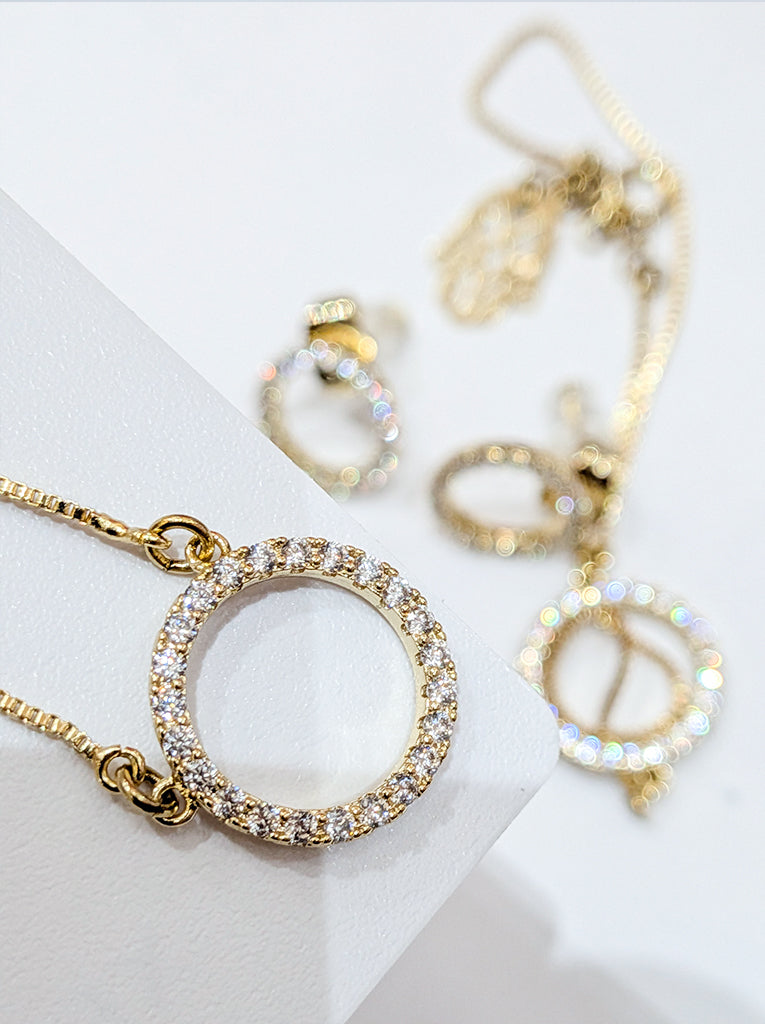 Girls' 3-Piece Gold Anti-Tarnish Jewelry Set - Diamond Circle & Hamsa Hand Motif Necklace, Bracelet, and Earrings