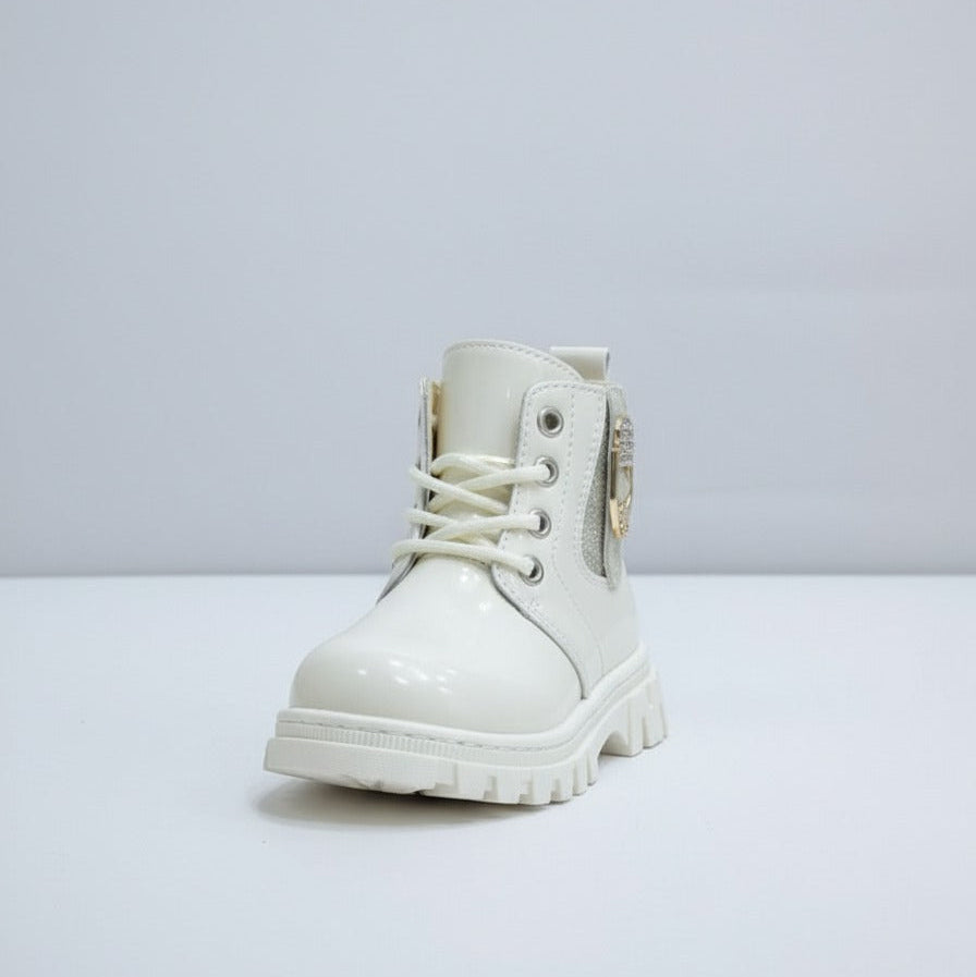 Girls' glossy lace-up ankle boots with chunky lug sole — Product image: 