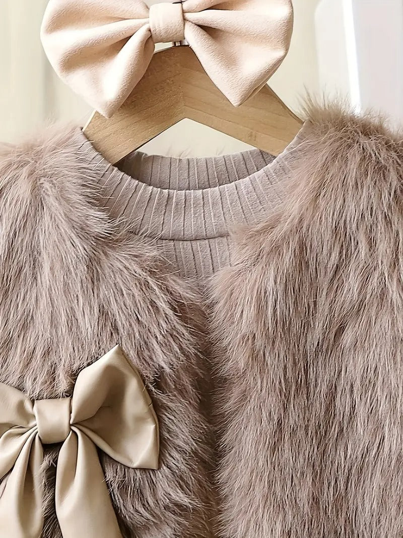 Ensemble 3 pièces « Manteau et jupe élégants en fausse fourrure avec détails de nœud »