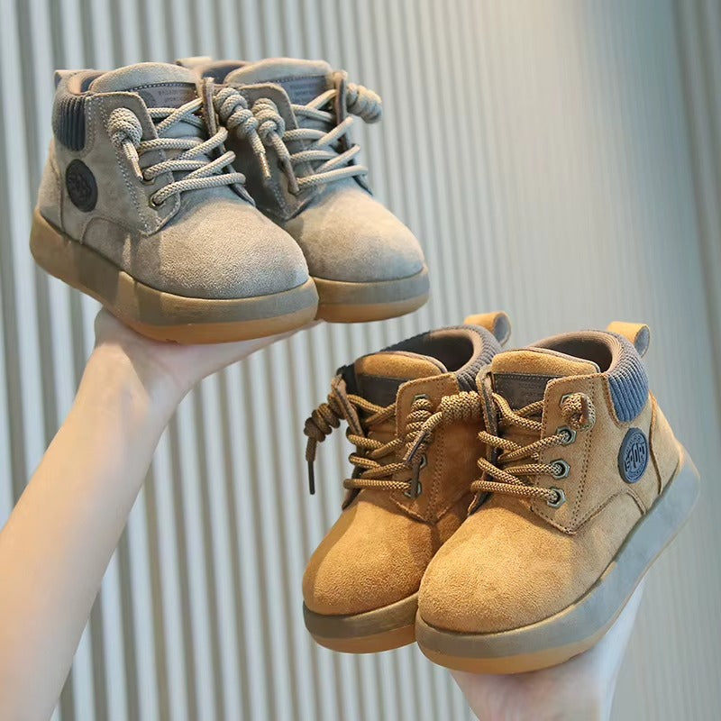 Baskets montantes décontractées pour enfants – Élégantes, confortables et parfaites pour les aventures du quotidien 👟
