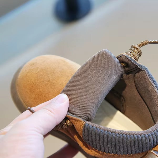 Baskets montantes décontractées pour enfants – Élégantes, confortables et parfaites pour les aventures du quotidien 👟