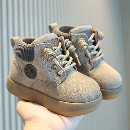 Baskets montantes décontractées pour enfants – Élégantes, confortables et parfaites pour les aventures du quotidien 👟