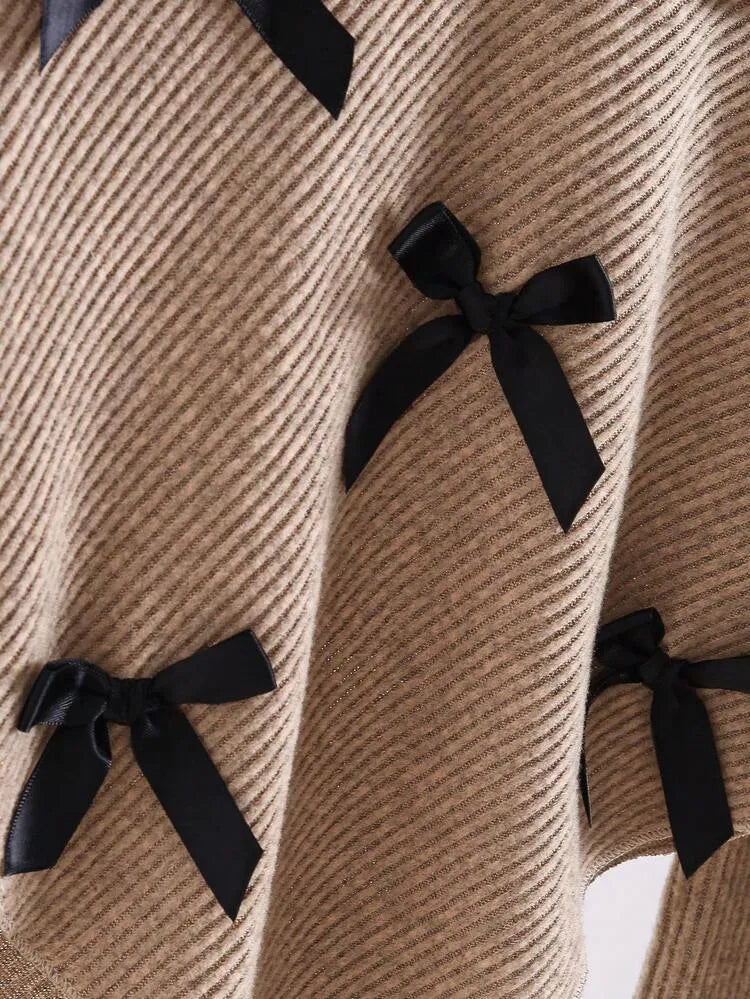 Girls’ Warm and Cozy Lined Two-Piece Winter Set with Bow-Detail High-Neck Top and Comfortable Wide-Leg Pants